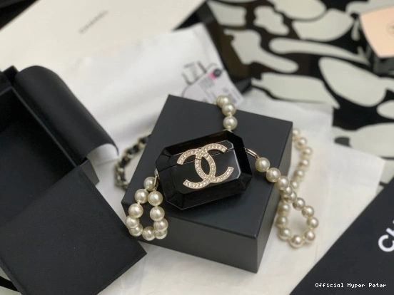 HyperPeter AIRPODS CHANEL CASE NECKLACE PRO 0722